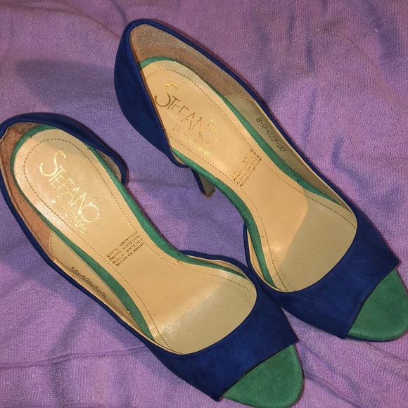 Shoes - Picture 2 of 6